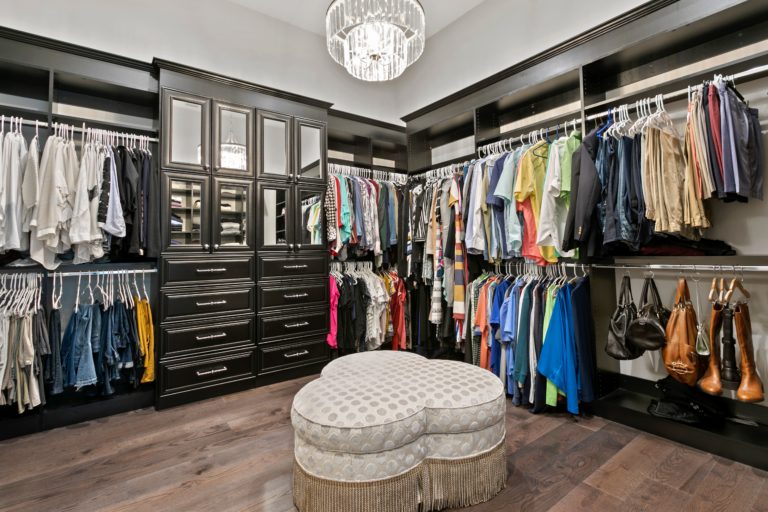 Tampa Built-In Closet - Total Design Source